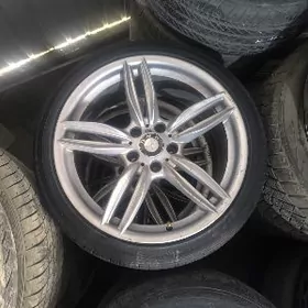 19 uski široki Bmw diska