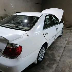 Toyota Camry 2004