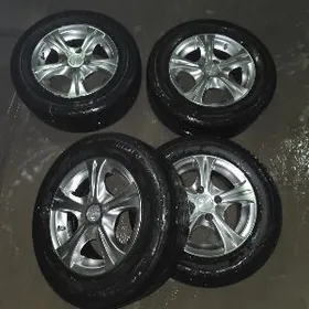 13lik diska balon Lada