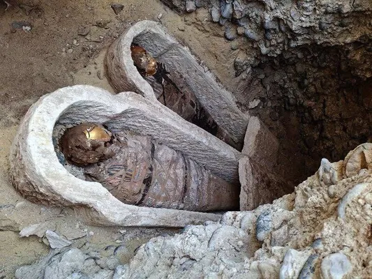 В египетской гробнице нашли папирус с фрагментом «Илиады» внутри мумии