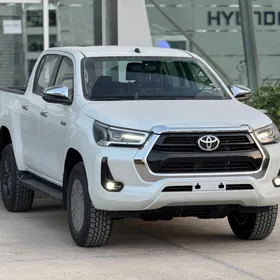 Toyota Hilux 2025