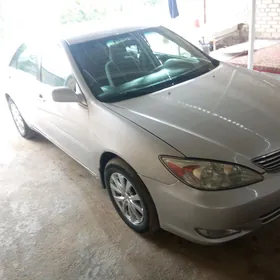 Toyota Camry 2003