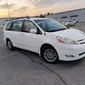 Toyota Sienna 2008