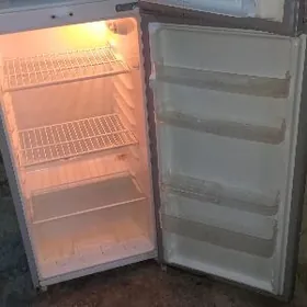 ORVICA ХОЛОДИЛНИК