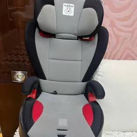 детское автомобильное кресло