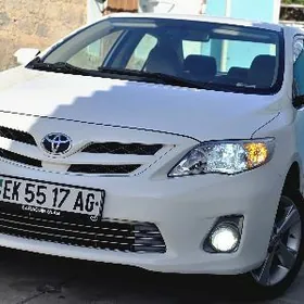 Toyota Corolla 2011
