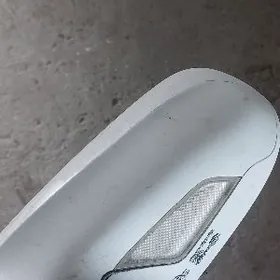 Lexus es bakawoý çep tarap L