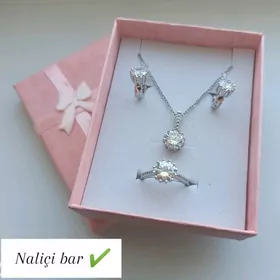 Ak gaşly Komplekt