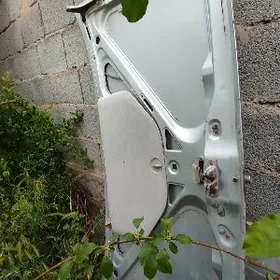 BMW 1986 gapilar kapot bagaj