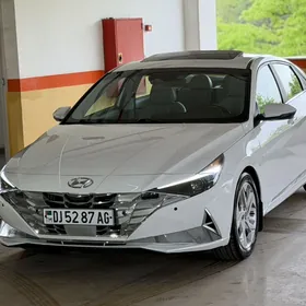 Hyundai Elantra 2021