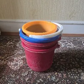 Ведро пластмасовое