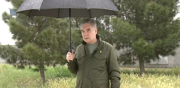 Глава Халк Маслахаты ознакомился с ходом модернизации спецшколы в городе Аркадаг