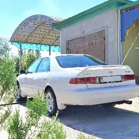 Toyota Camry 2000