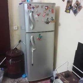 Холодильник LG