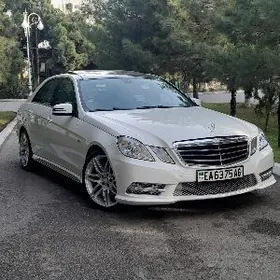 Mercedes-Benz E350 2010