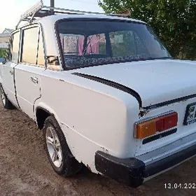 Lada 2104 1980