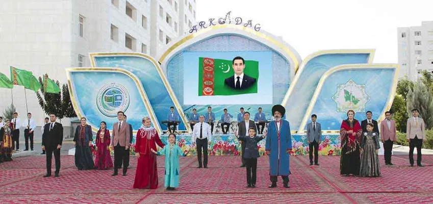 К празднику туркменского скакуна в Аркадаге приурочат массовые новоселья