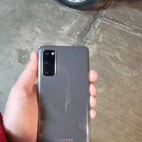 Samsung S20 8/128
