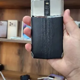 Vertu signature touch