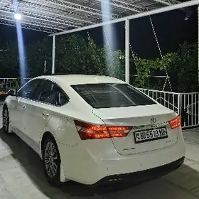 Toyota Avalon 2013