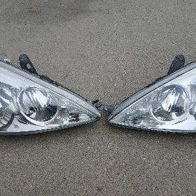 Lexus ES-2003 modelin on cyras