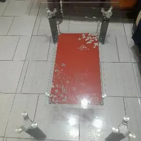 стеклянный журнальный столик