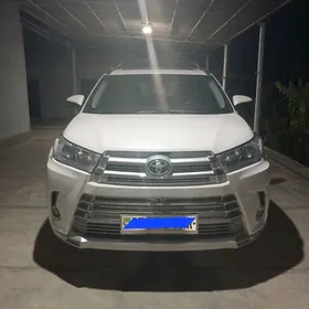 Toyota Highlander 2017