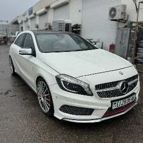 Mercedes-Benz C-Class 2014