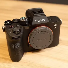 sony a 7/4