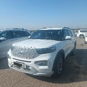 Ford Explorer 2024