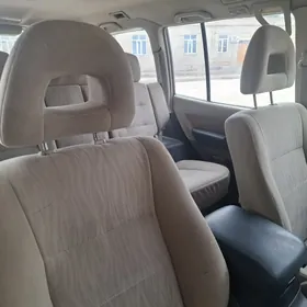 Mitsubishi Pajero 2005