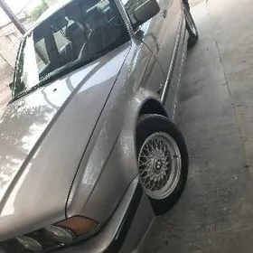 BMW 525 1992