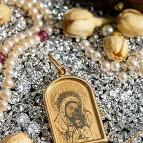 кулон российский