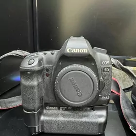 Canon mark II