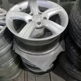 16lyk tayota disga R16