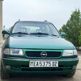 Opel Astra 1997