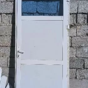 alyumin gapy plastik gapy