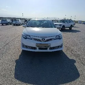 Toyota Camry 2013