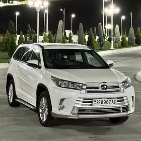 Toyota Highlander 2019