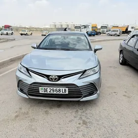 Toyota Camry 2020