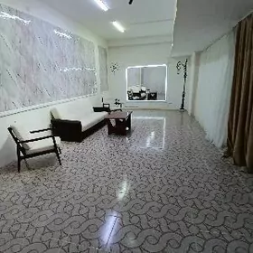 Satlyk podwal ,magazyn,ofis,