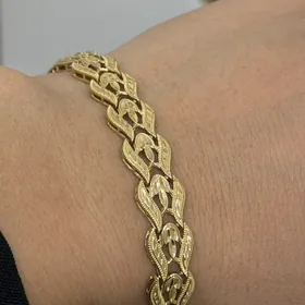 Yerewan gyzyl braslet