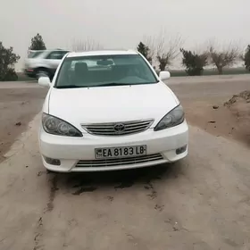 Toyota Camry 2004