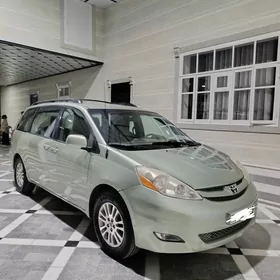 Toyota Sienna 2009