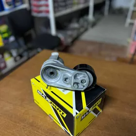 Rolik natyazitel BMW N55