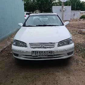 Toyota Camry 1998