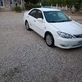 Toyota Camry 2004