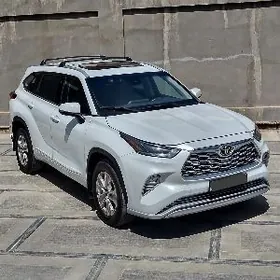 Toyota Highlander 2022