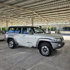 Nissan Patrol 2013