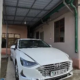 Hyundai Sonata 2022